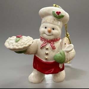 Lenox Snowy Baker 2012 Snowman Annual Ornament Pre-Owned with Box